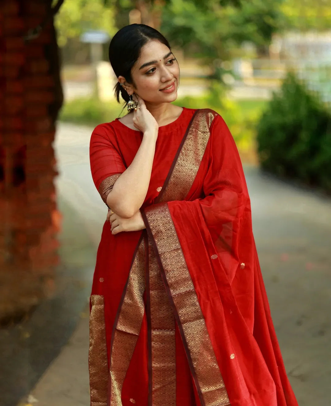 Nayantara Elegant Straight Kanchi Cotton Red Kurti With Dupatta