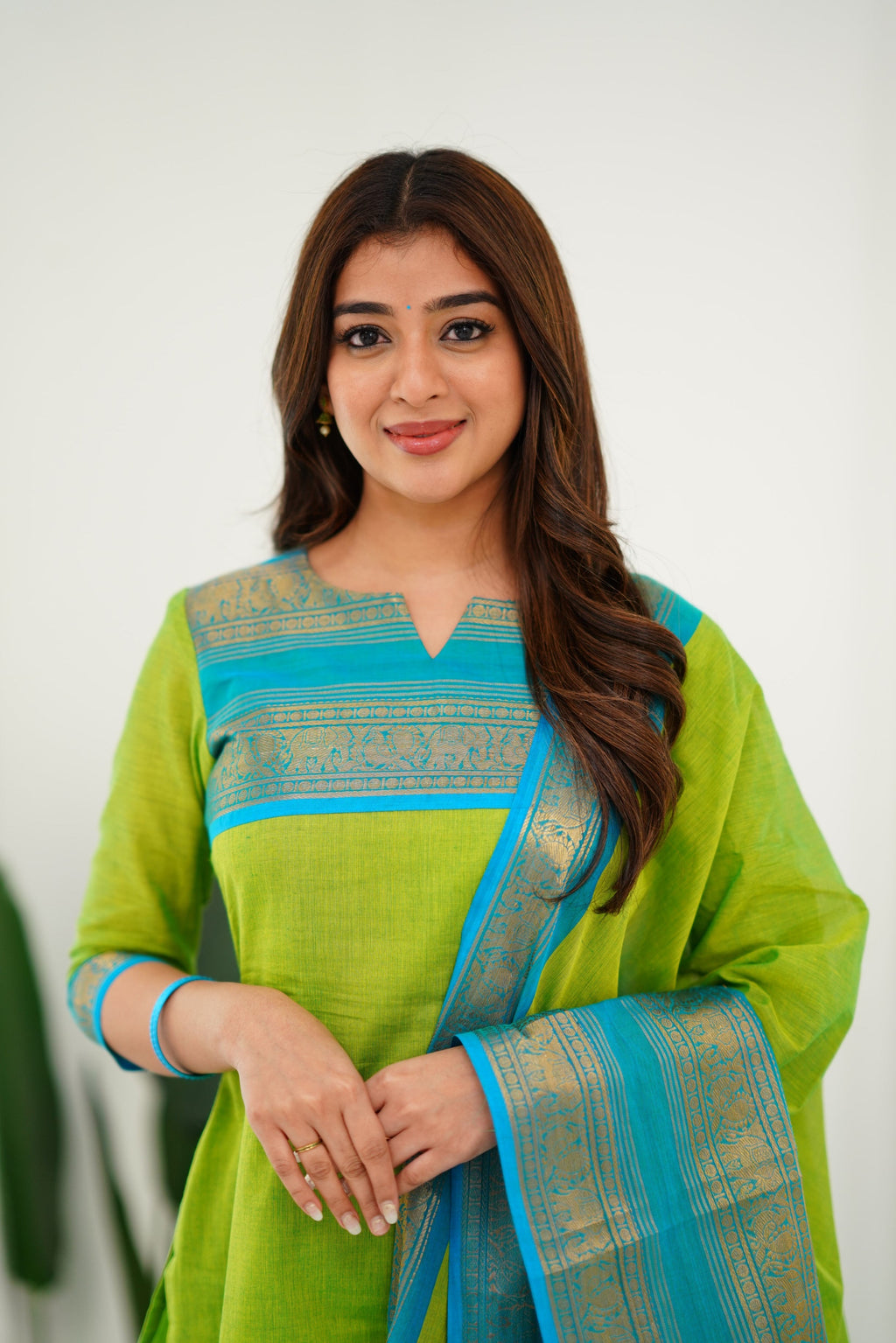Meera Elegant Kanchi Cotton V-Neck Light Green Kurti With Dupatta