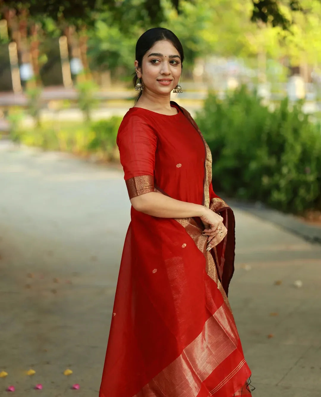 Nayantara Elegant Straight Kanchi Cotton Red Kurti With Dupatta