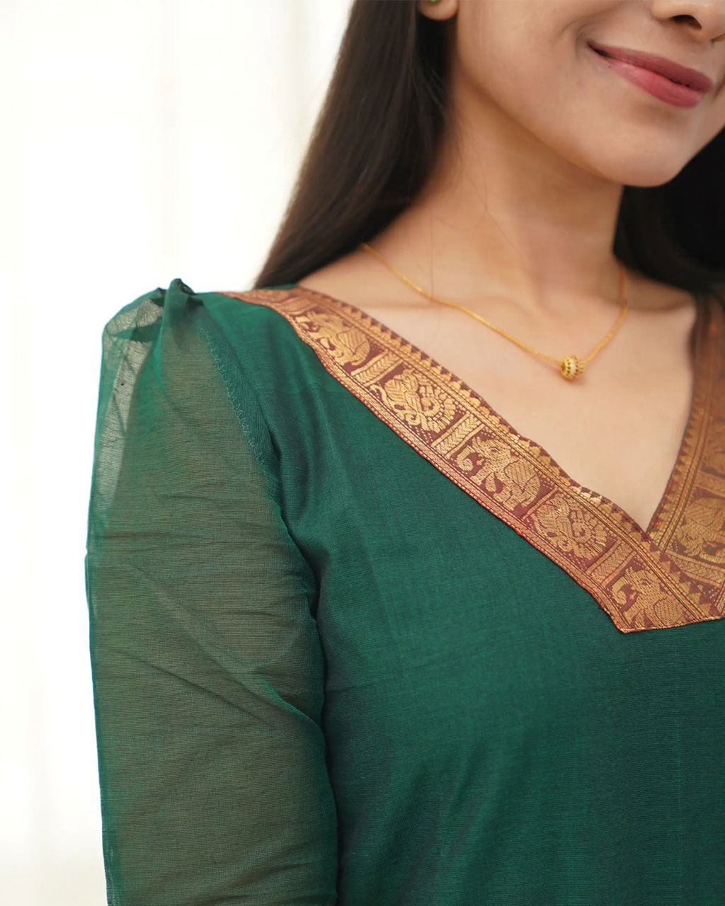 Green Stylish Kanchi Cotton V-Neck Kurti With Dupatta