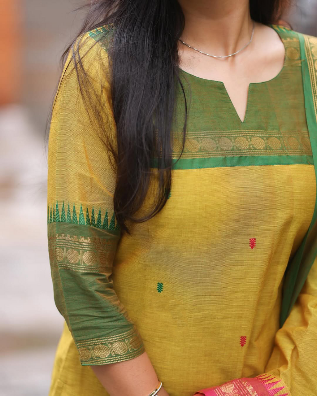 Elegant Kanchi Cotton V-Neck Kurti Dupatta Set