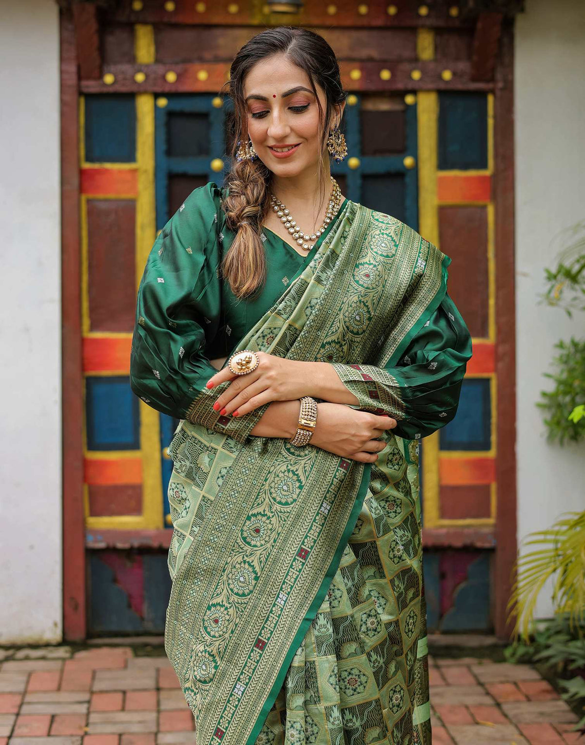 Green Classic Silk Woven Saree