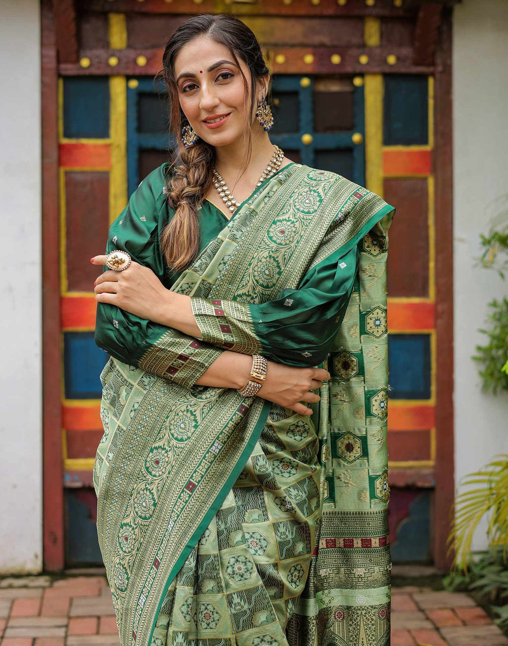 Green Classic Silk Woven Saree