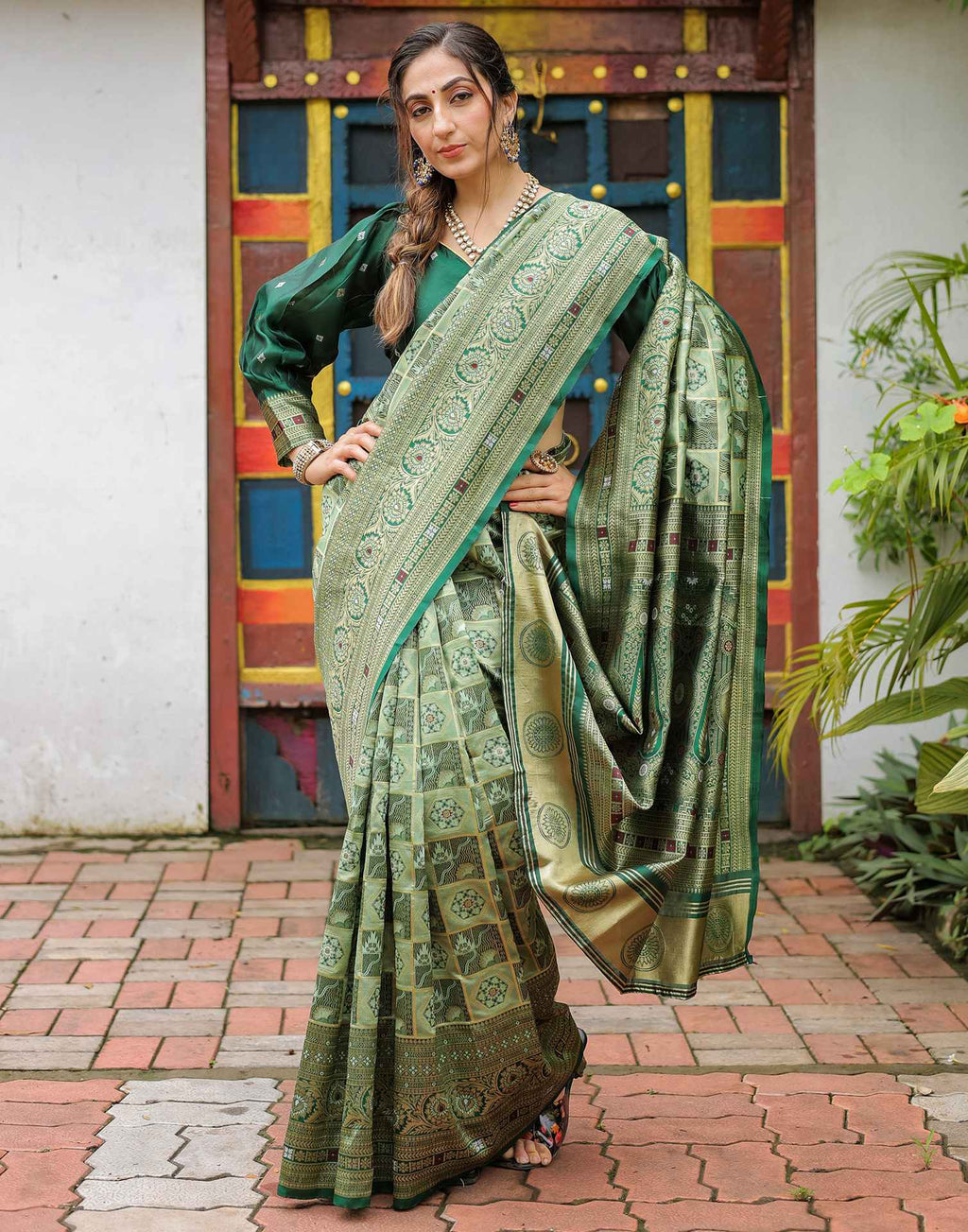 Green Classic Silk Woven Saree