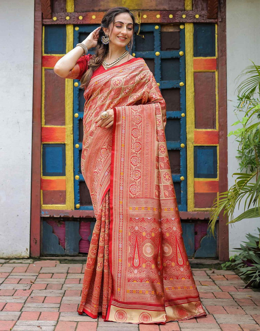 Red Classic Silk Woven Saree
