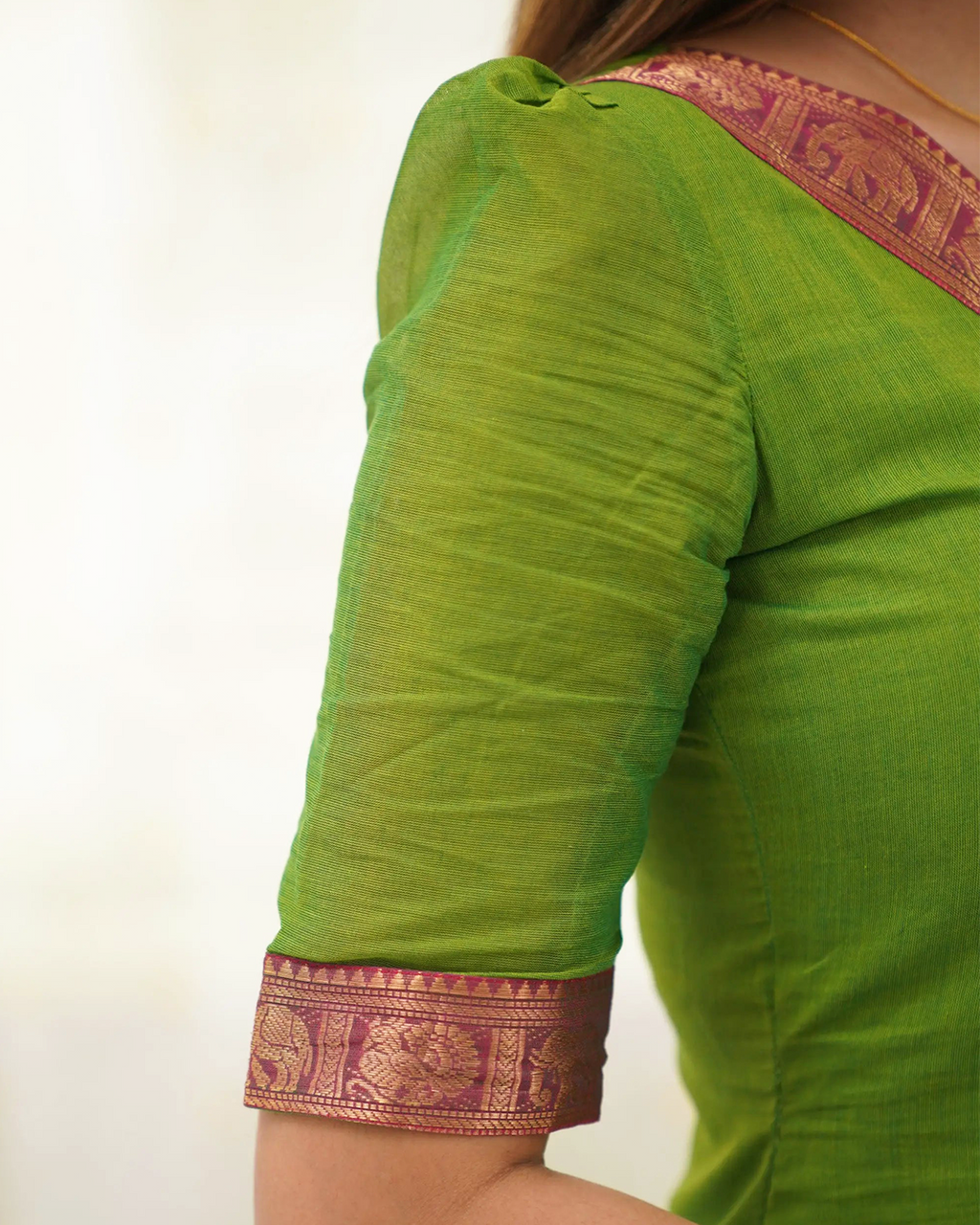 Green Stylish Kanchi Cotton V-Neck Kurti With Dupatta