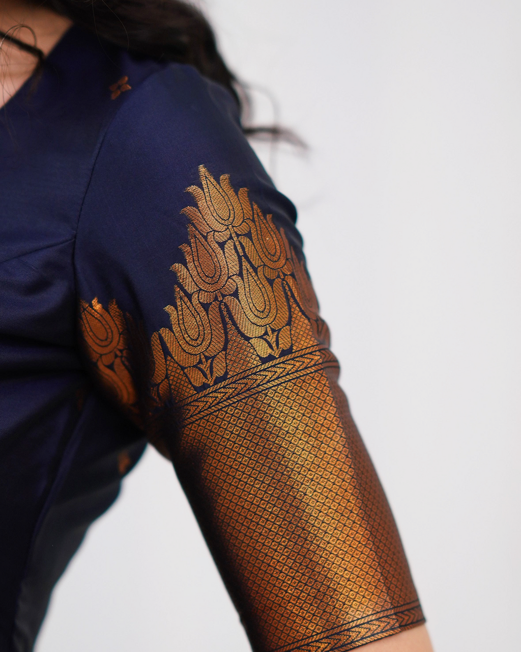 Premium Blended Silk Blue Kutri Set