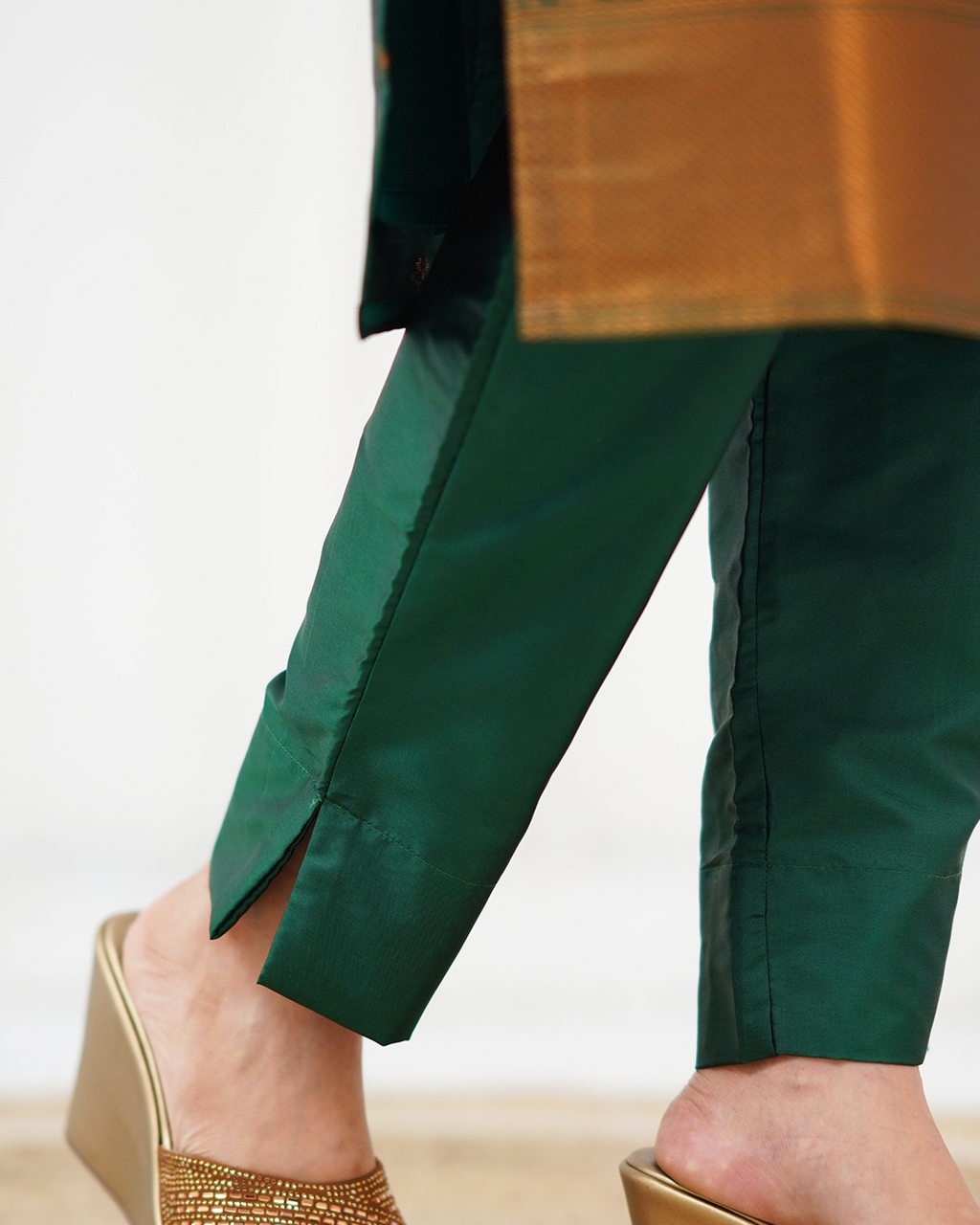 Premium Blended Silk Green Kurti Set
