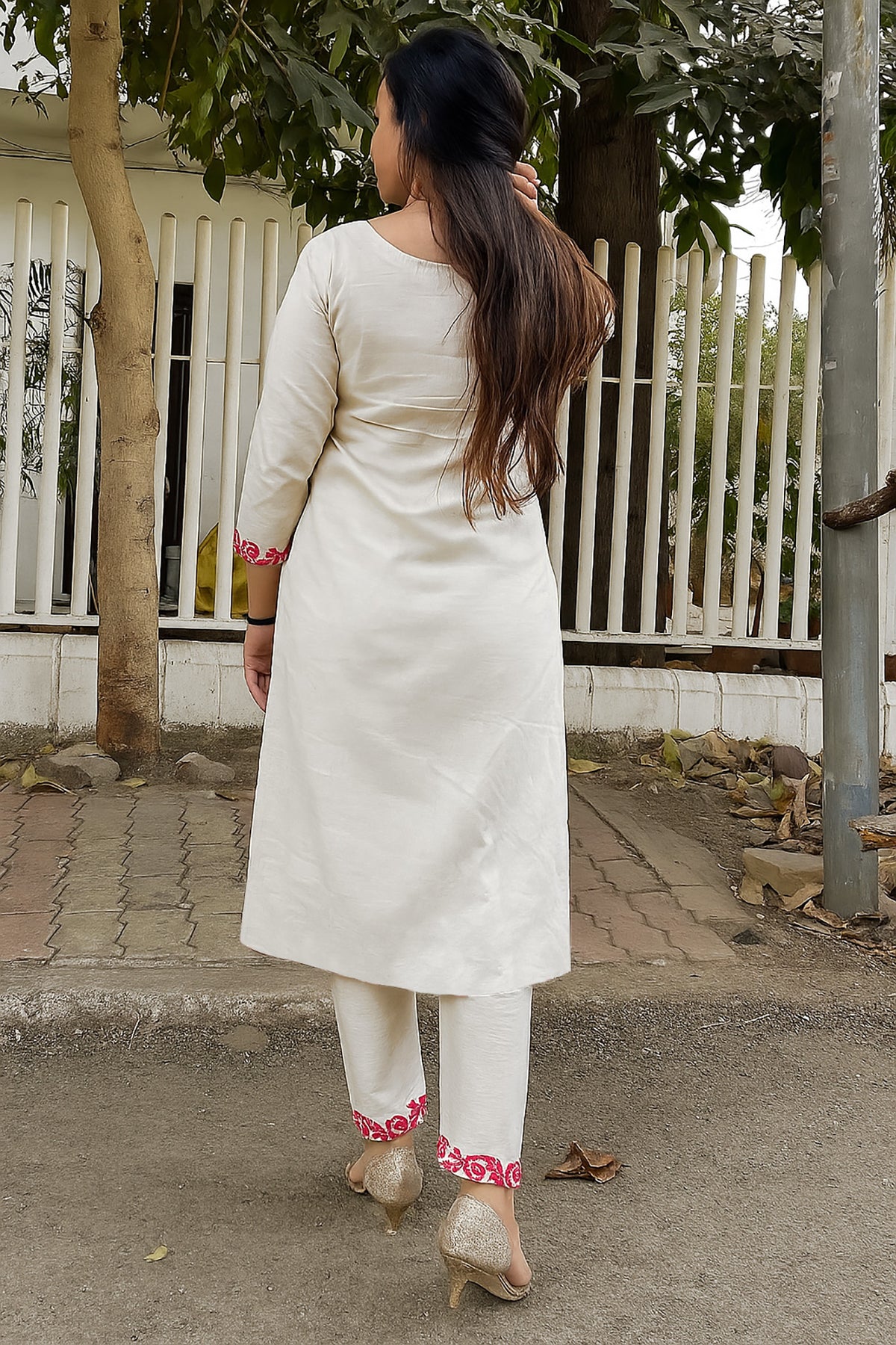 Off White Embroidered Tesla Kurta Set with Vichitra Dupatta