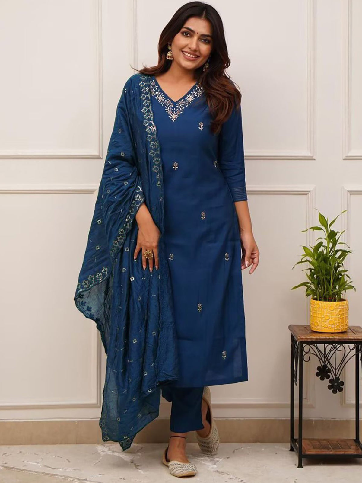 Cerulean Blue Embroidered Tesla Kurta Set with Vichitra Dupatt