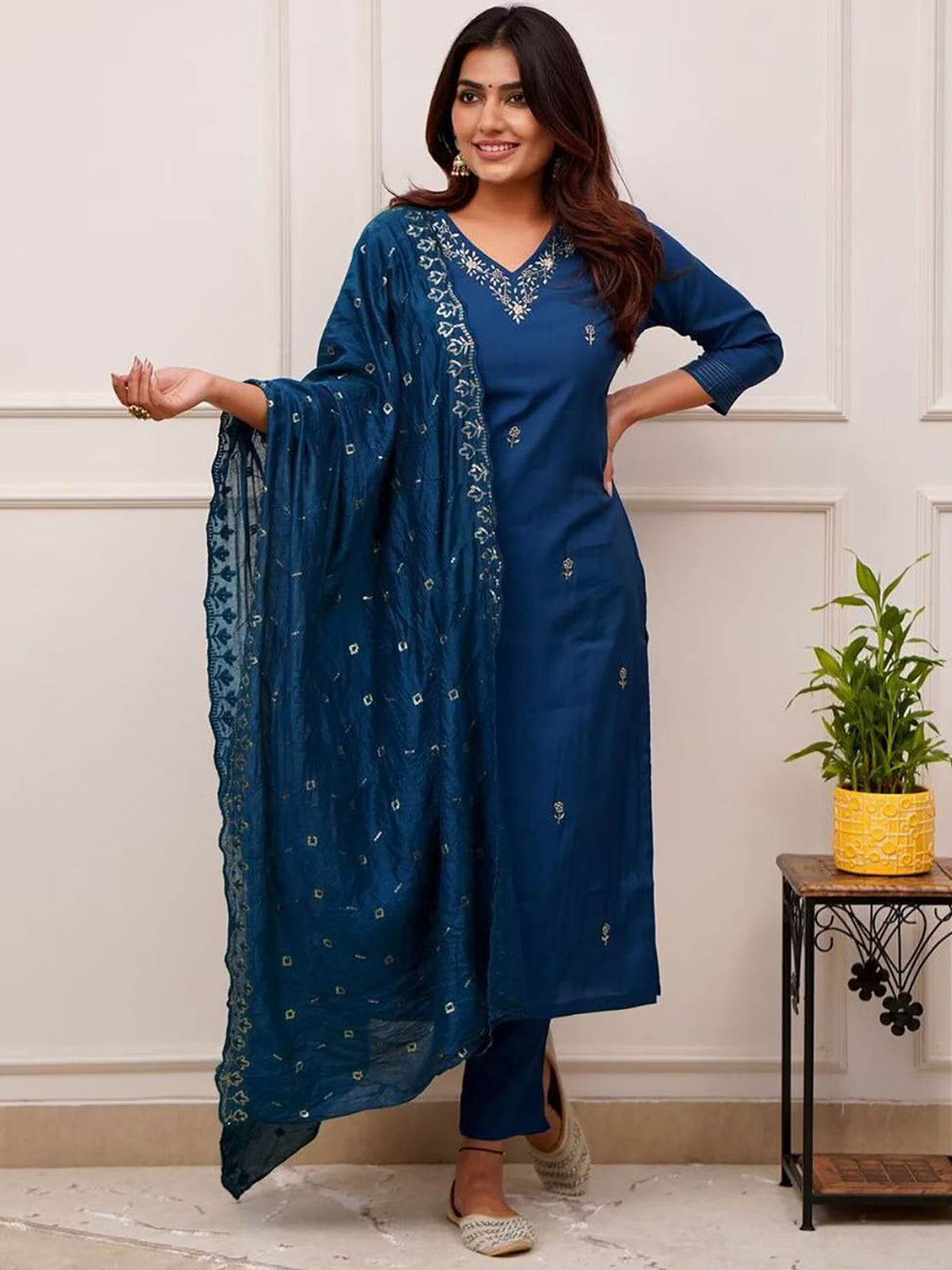 Cerulean Blue Embroidered Tesla Kurta Set with Vichitra Dupatt