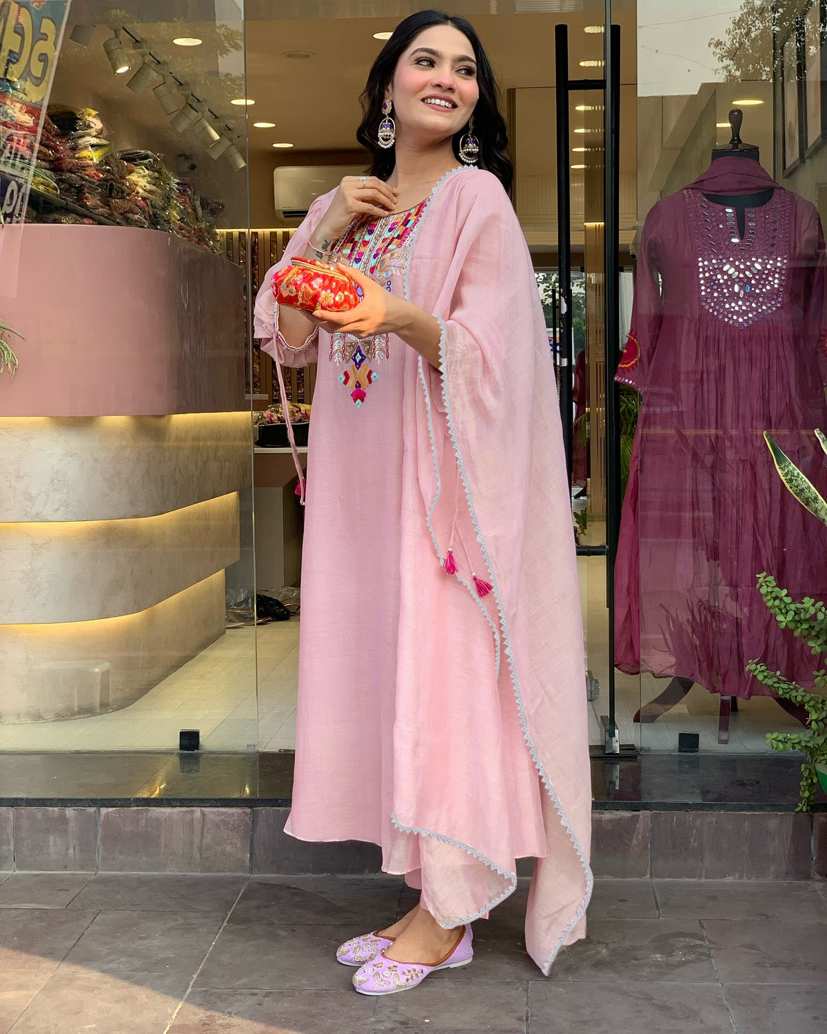 Baby Pink Embroidered Tesla Silk Kurta Set with Organza Dupatta