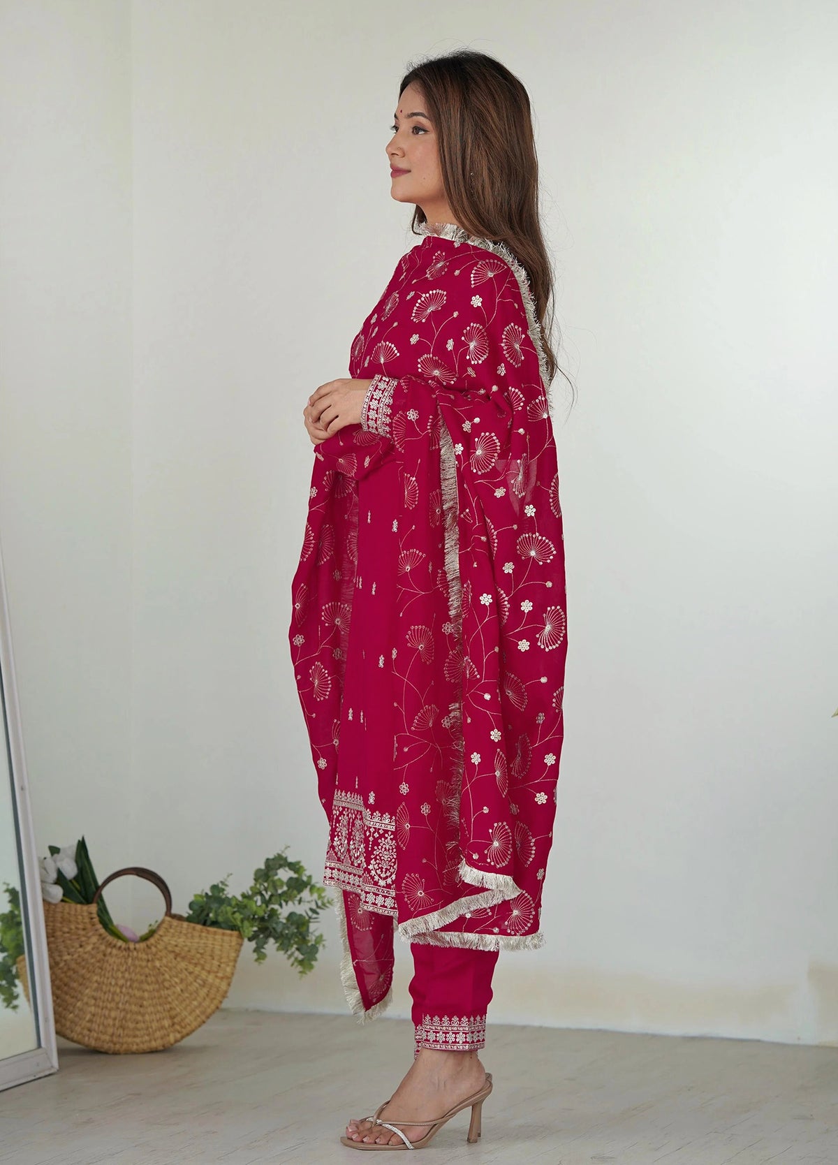 Pink Valam Embroidered Georgette Kurta Pant Dupatta Set for Women