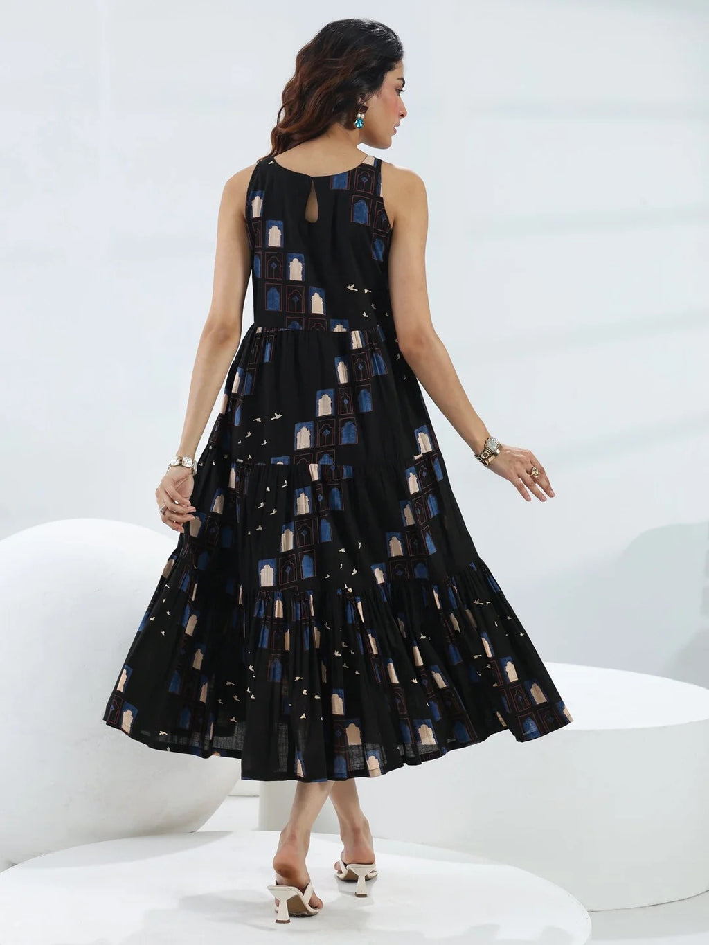 Black Quirky Printed Cotton Fit-And-Flare One-Piece Tiered Dress