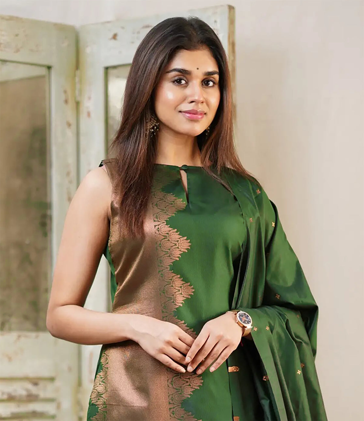Green Art Silk Kurti Pant Dupatta Set for Women with Elegant Design